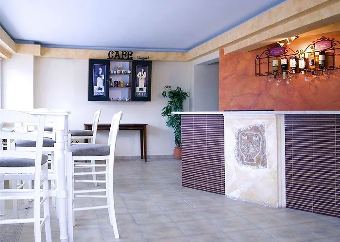 Palatino Λουτρά Αιδηψού